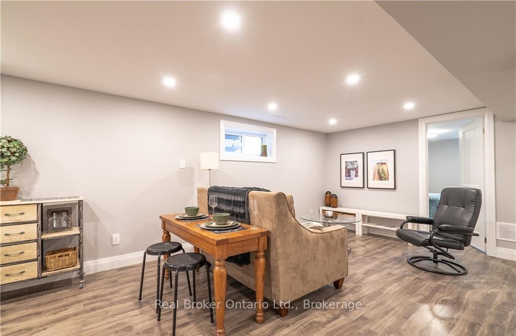 Photo 6 of Unit Lower Unit, 832 Brucedale Avenue E, Hamilton, Sunninghill — HOMEH