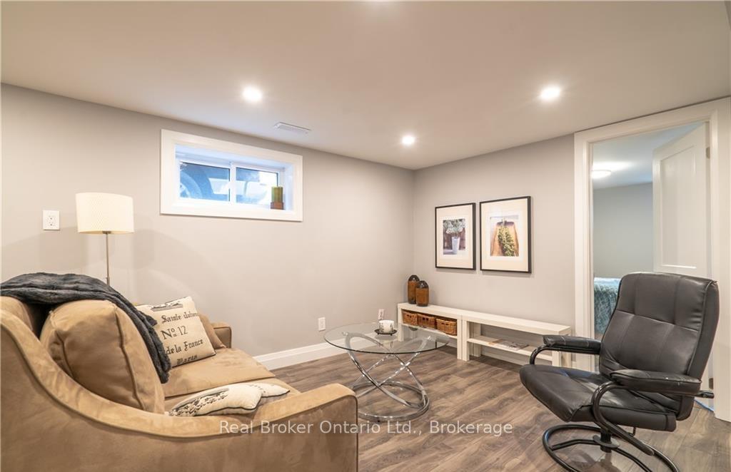 Photo 9 of Unit Lower Unit, 832 Brucedale Avenue E, Hamilton, Sunninghill — HOMEH