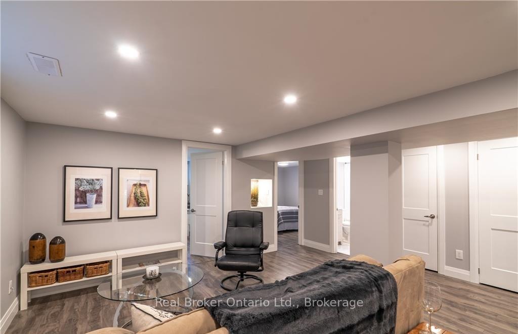 Photo 10 of Unit Lower Unit, 832 Brucedale Avenue E, Hamilton, Sunninghill — HOMEH