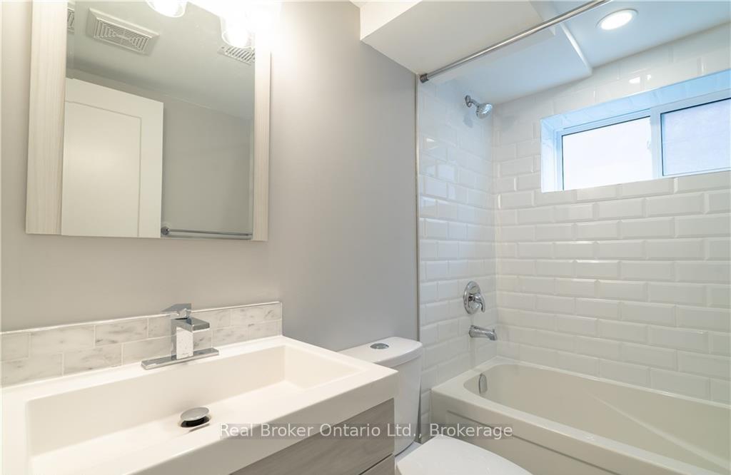Photo 12 of Unit Lower Unit, 832 Brucedale Avenue E, Hamilton, Sunninghill — HOMEH