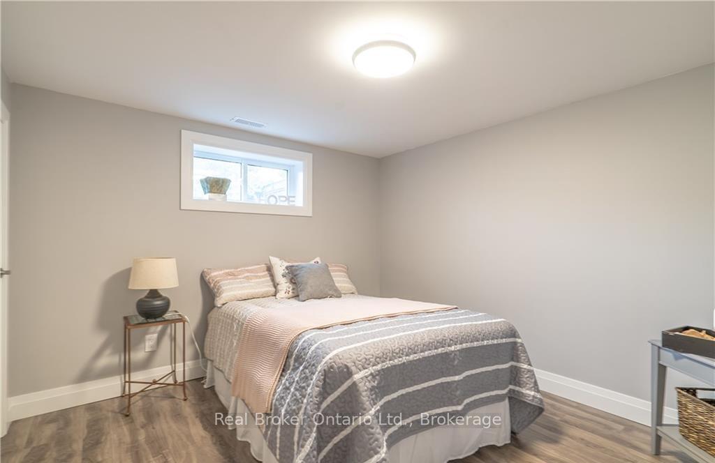 Photo 13 of Unit Lower Unit, 832 Brucedale Avenue E, Hamilton, Sunninghill — HOMEH
