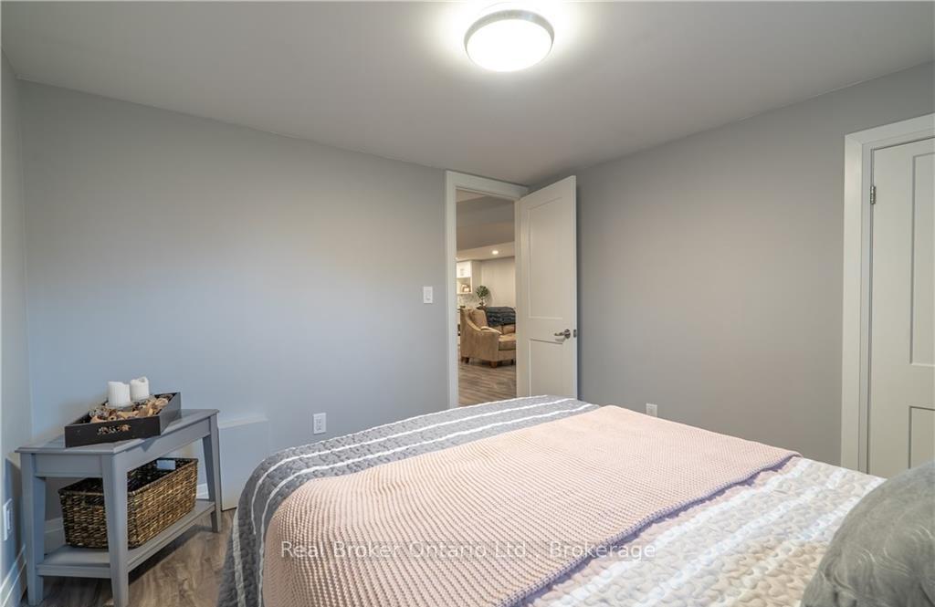 Photo 14 of Unit Lower Unit, 832 Brucedale Avenue E, Hamilton, Sunninghill — HOMEH