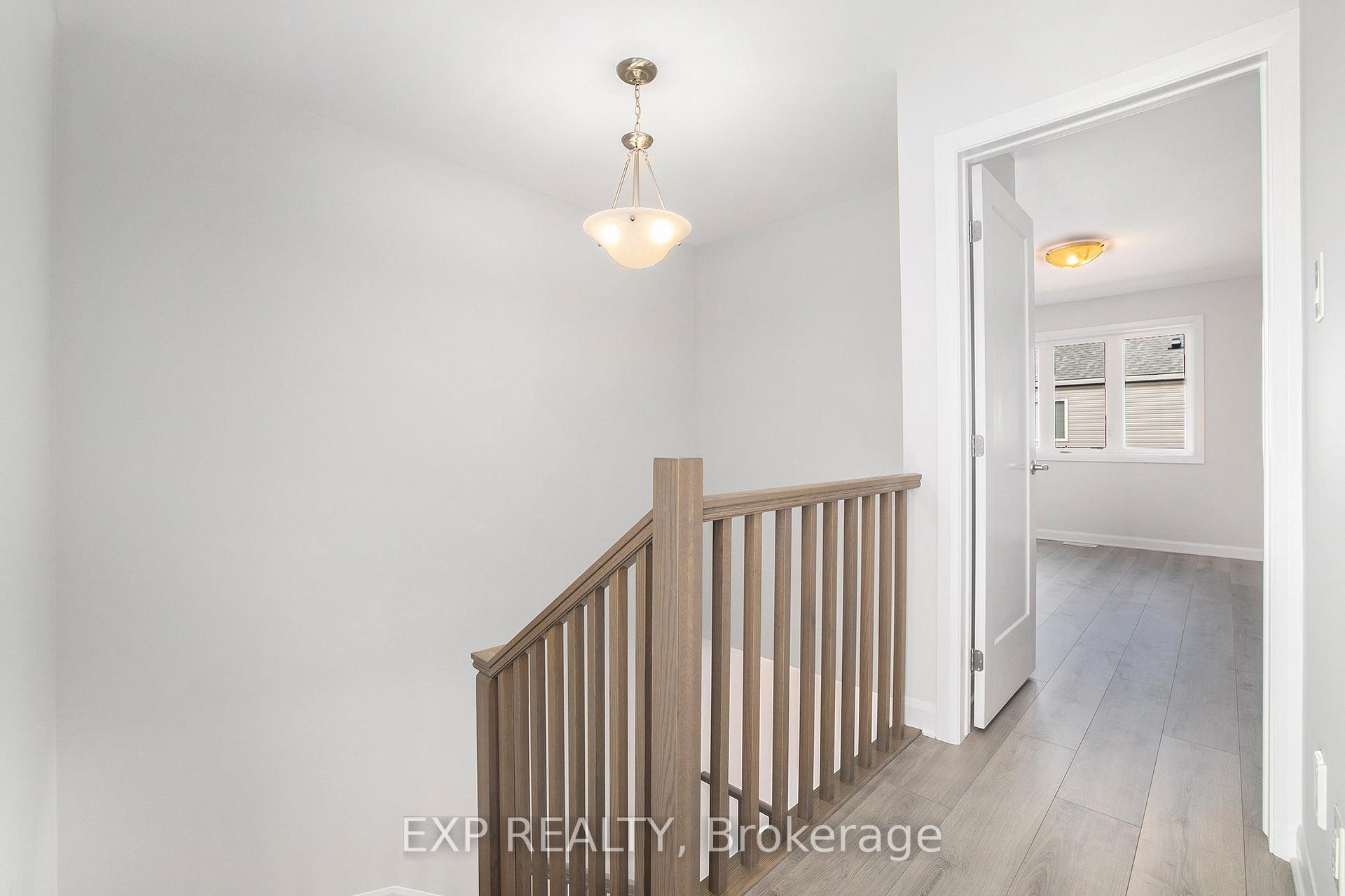Photo 12 of 429 Silicon Way, Ottawa, Kanata - Morgan's Grant/South March — HOMEH