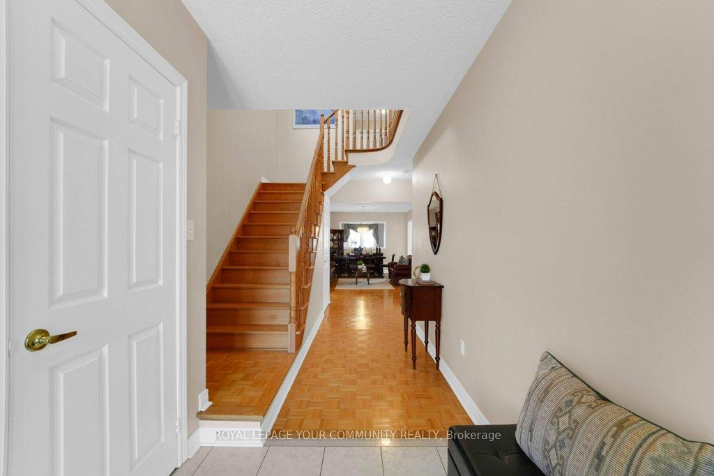 Photo 6 of 53 Via Jessica Drive, Markham, Village Green-South Unionville — HOMEH