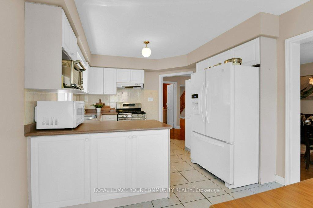 Photo 15 of 53 Via Jessica Drive, Markham, Village Green-South Unionville — HOMEH