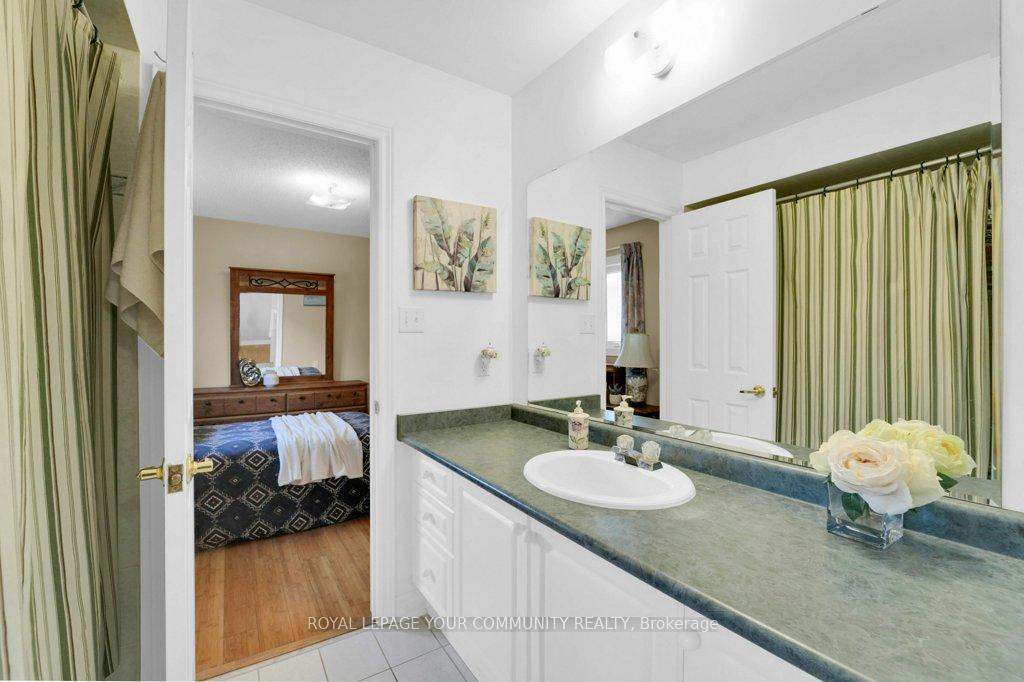 Photo 31 of 53 Via Jessica Drive, Markham, Village Green-South Unionville — HOMEH