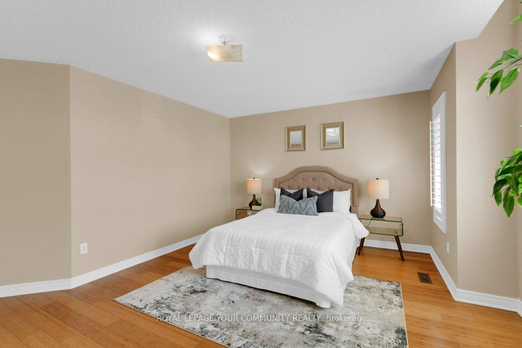 Photo 35 of 53 Via Jessica Drive, Markham, Village Green-South Unionville — HOMEH