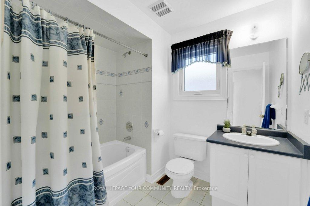 Photo 36 of 53 Via Jessica Drive, Markham, Village Green-South Unionville — HOMEH