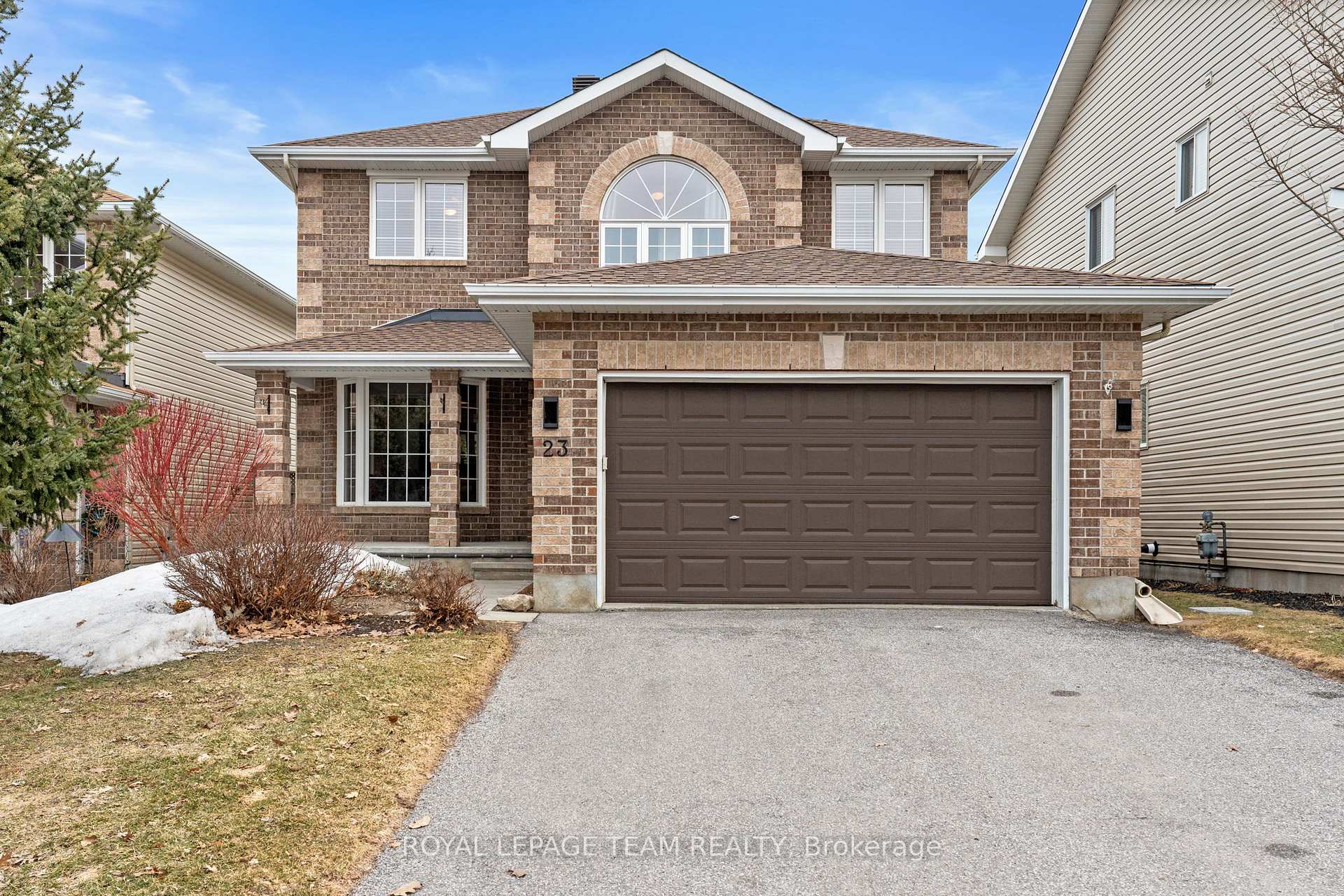 Photo 2 of 23 Woliston Crescent, Ottawa, Kanata - Morgan's Grant/South March — HOMEH