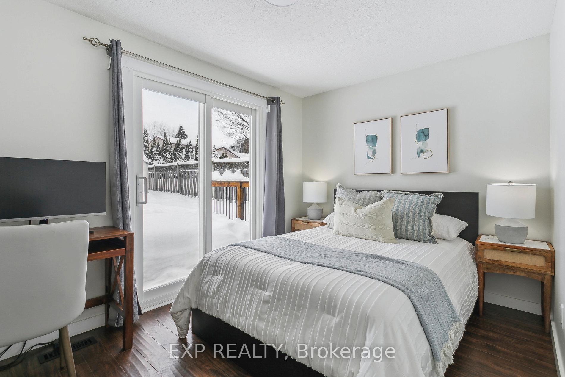 Photo 20 of 61 Rossford Crescent, Kitchener — HOMEH