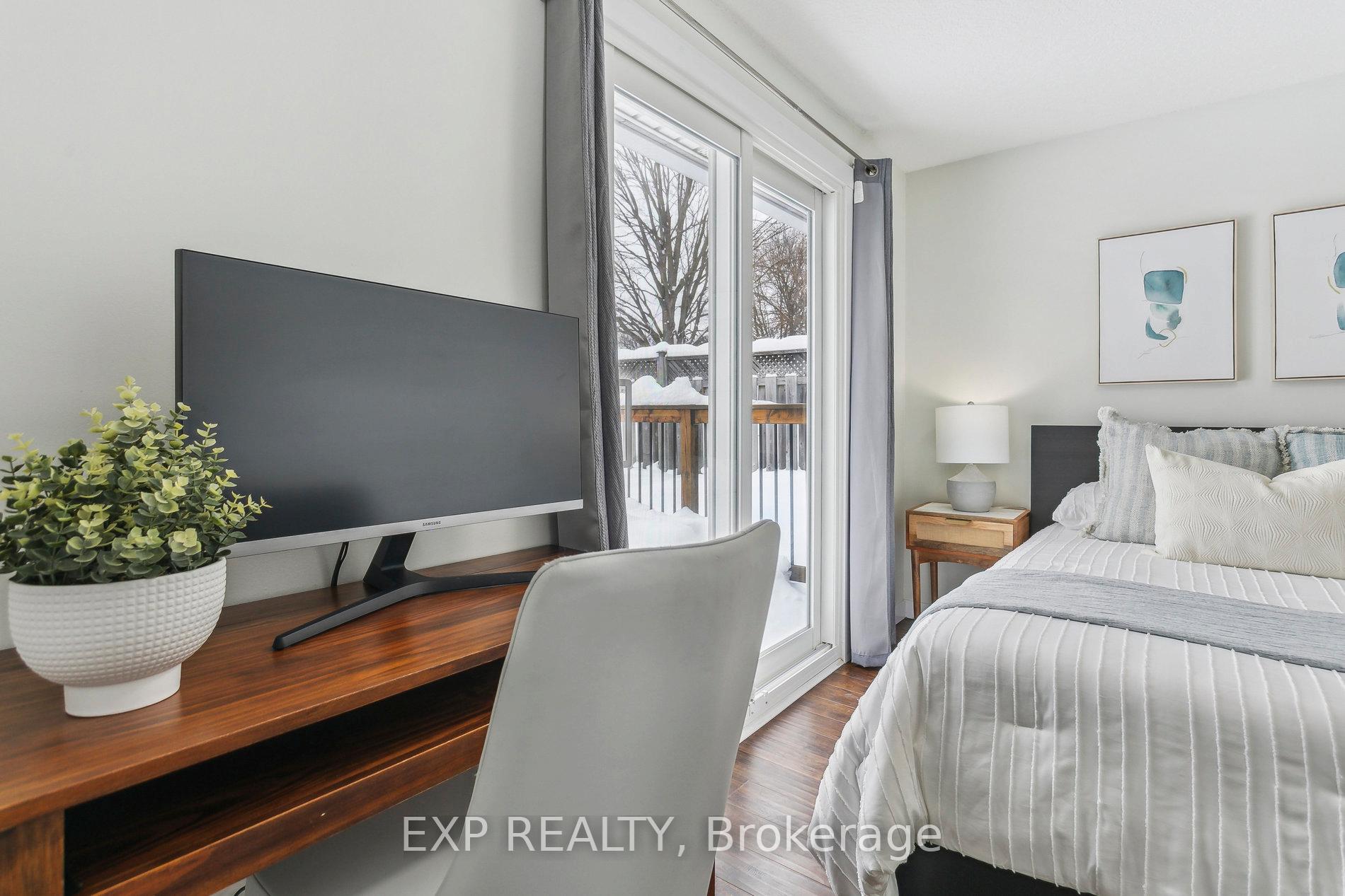 Photo 23 of 61 Rossford Crescent, Kitchener — HOMEH