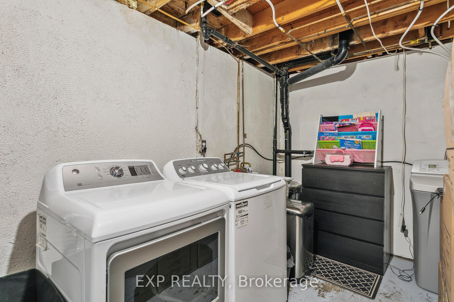 Photo 35 of 61 Rossford Crescent, Kitchener — HOMEH