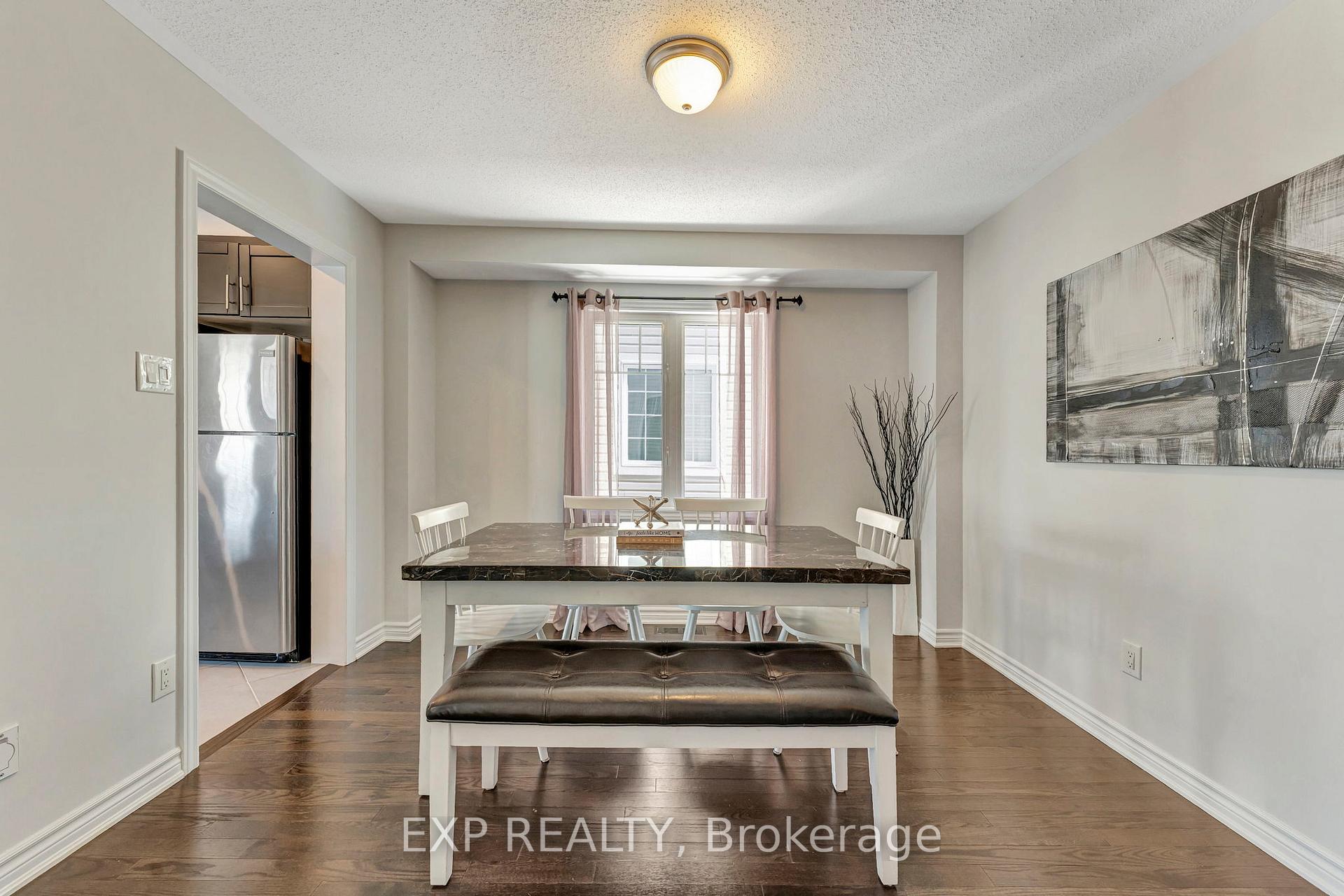 Photo 12 of 597 Foxlight Circle, Ottawa, Kanata - Emerald Meadows/Trailwest — HOMEH