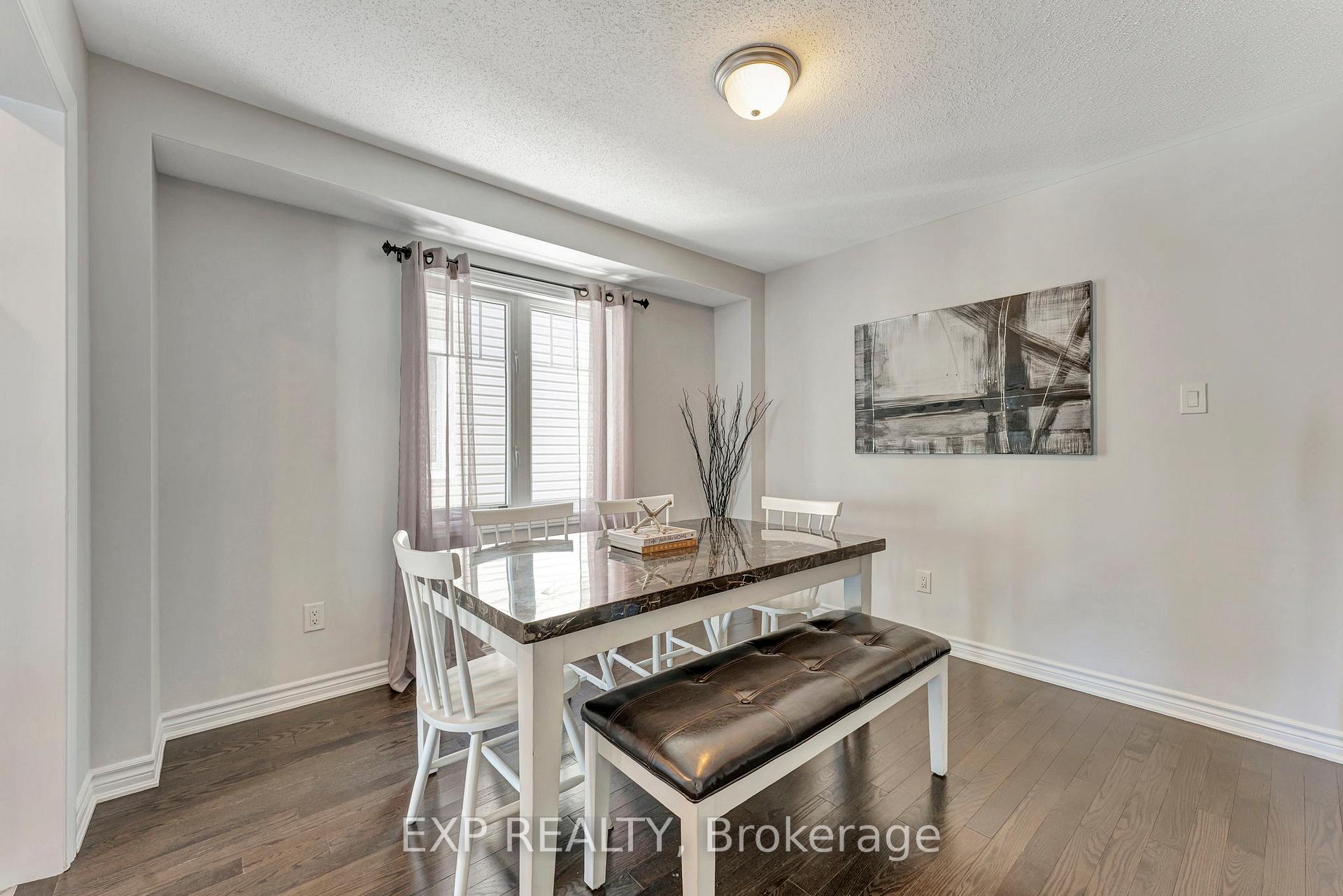 Photo 14 of 597 Foxlight Circle, Ottawa, Kanata - Emerald Meadows/Trailwest — HOMEH