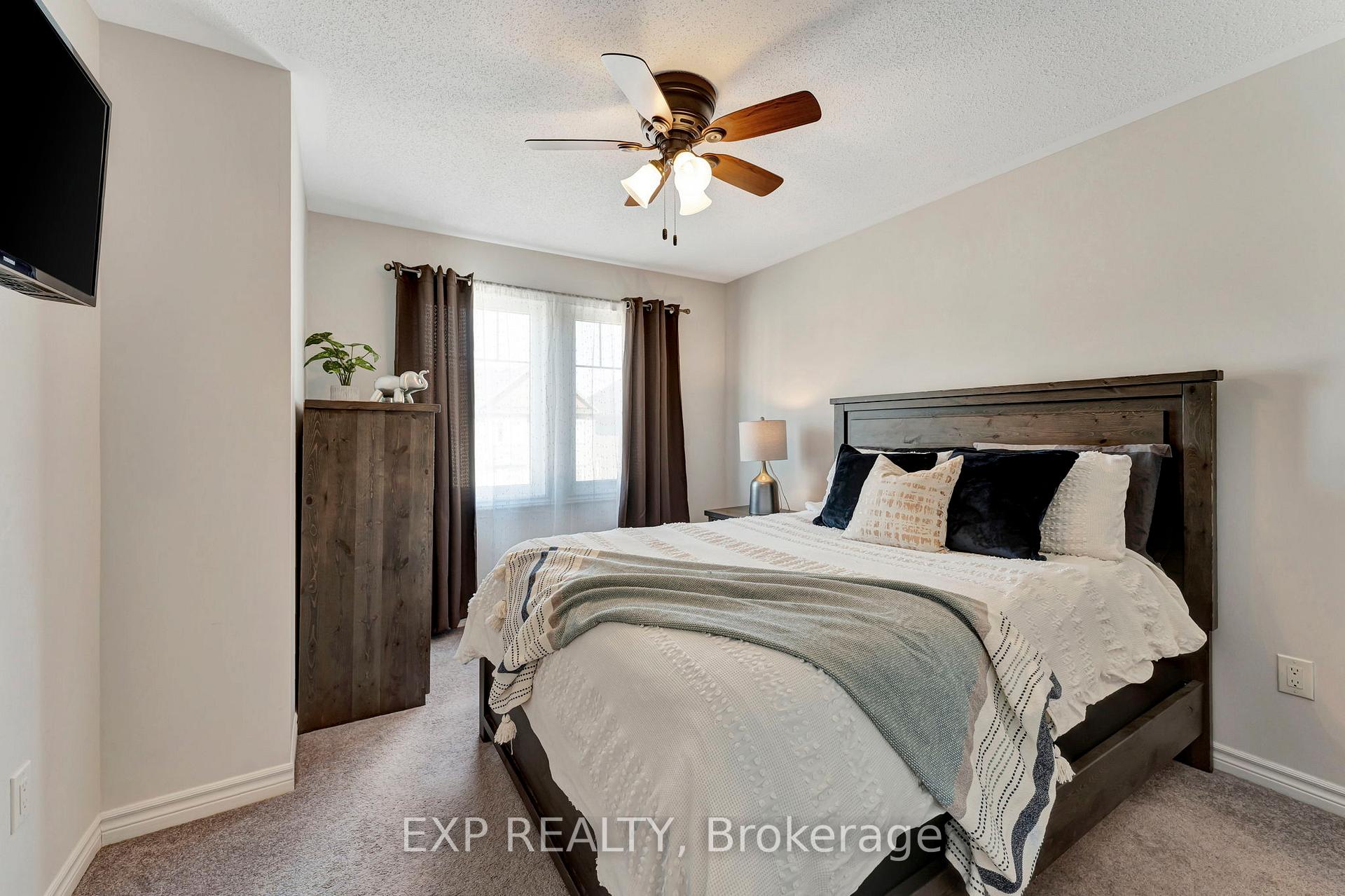 Photo 30 of 597 Foxlight Circle, Ottawa, Kanata - Emerald Meadows/Trailwest — HOMEH