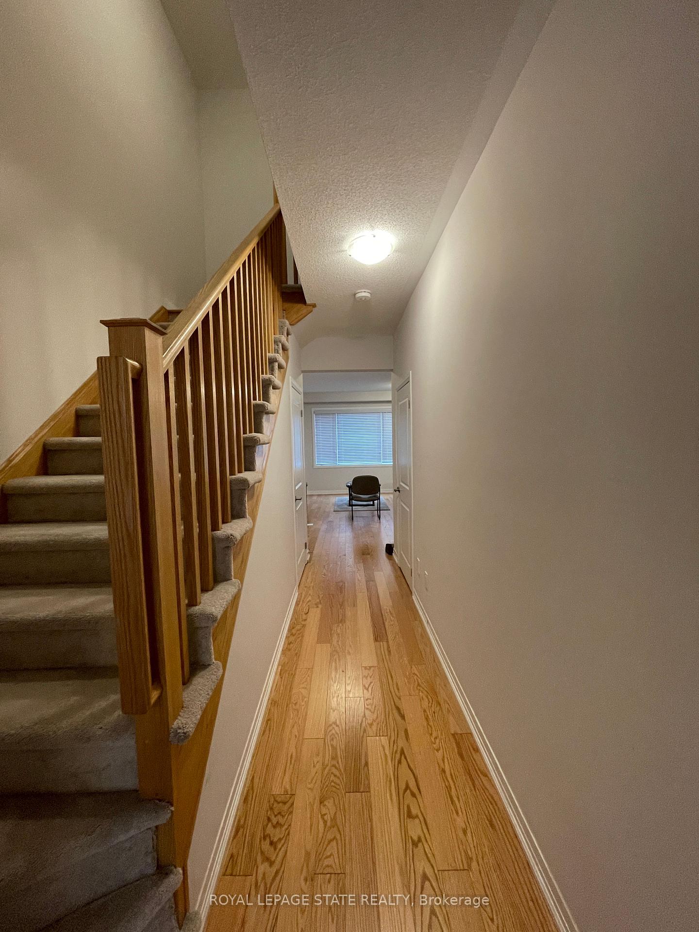 Photo 2 of 131 Freedom Crescent, Hamilton, Mount Hope — HOMEH