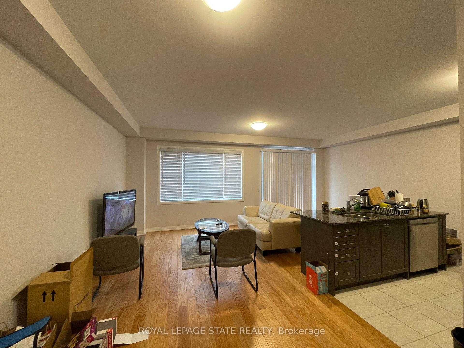 Photo 3 of 131 Freedom Crescent, Hamilton, Mount Hope — HOMEH