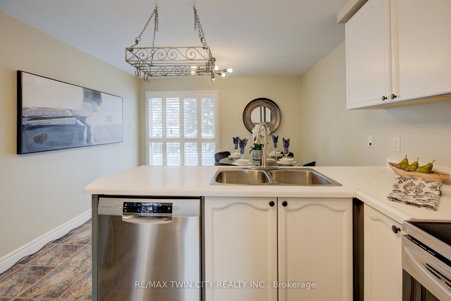 Photo 9 of 233 Blackwell Drive, Kitchener — HOMEH