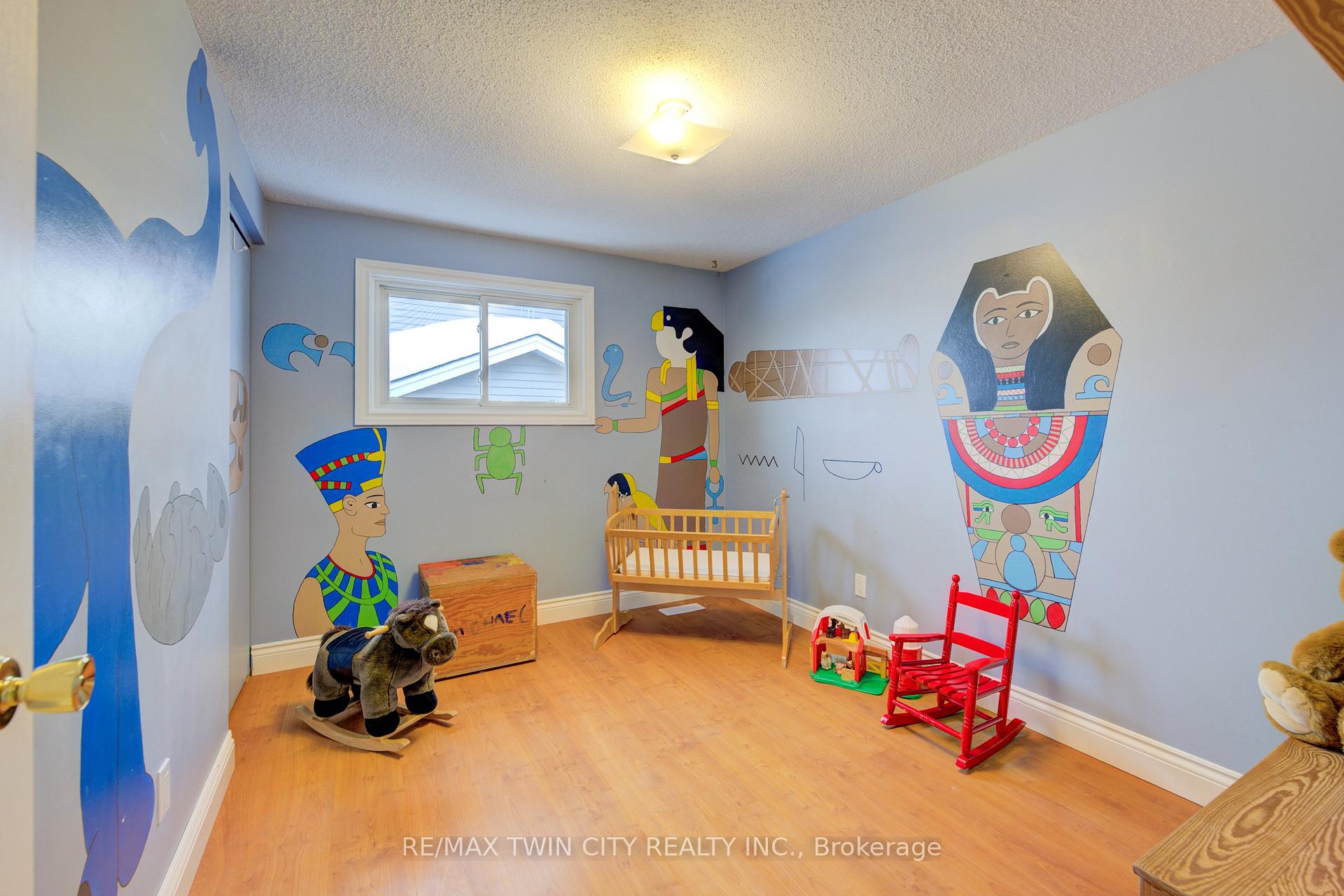 Photo 15 of 233 Blackwell Drive, Kitchener — HOMEH