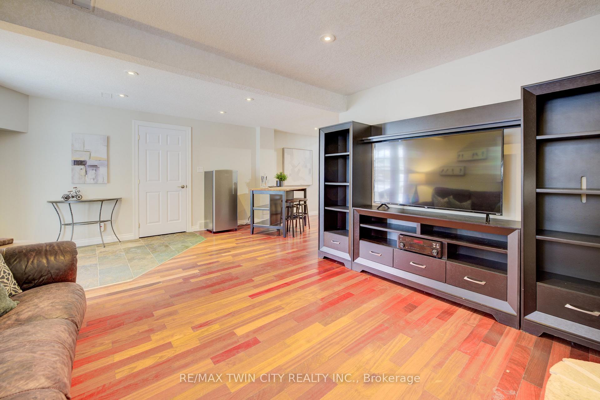 Photo 26 of 233 Blackwell Drive, Kitchener — HOMEH