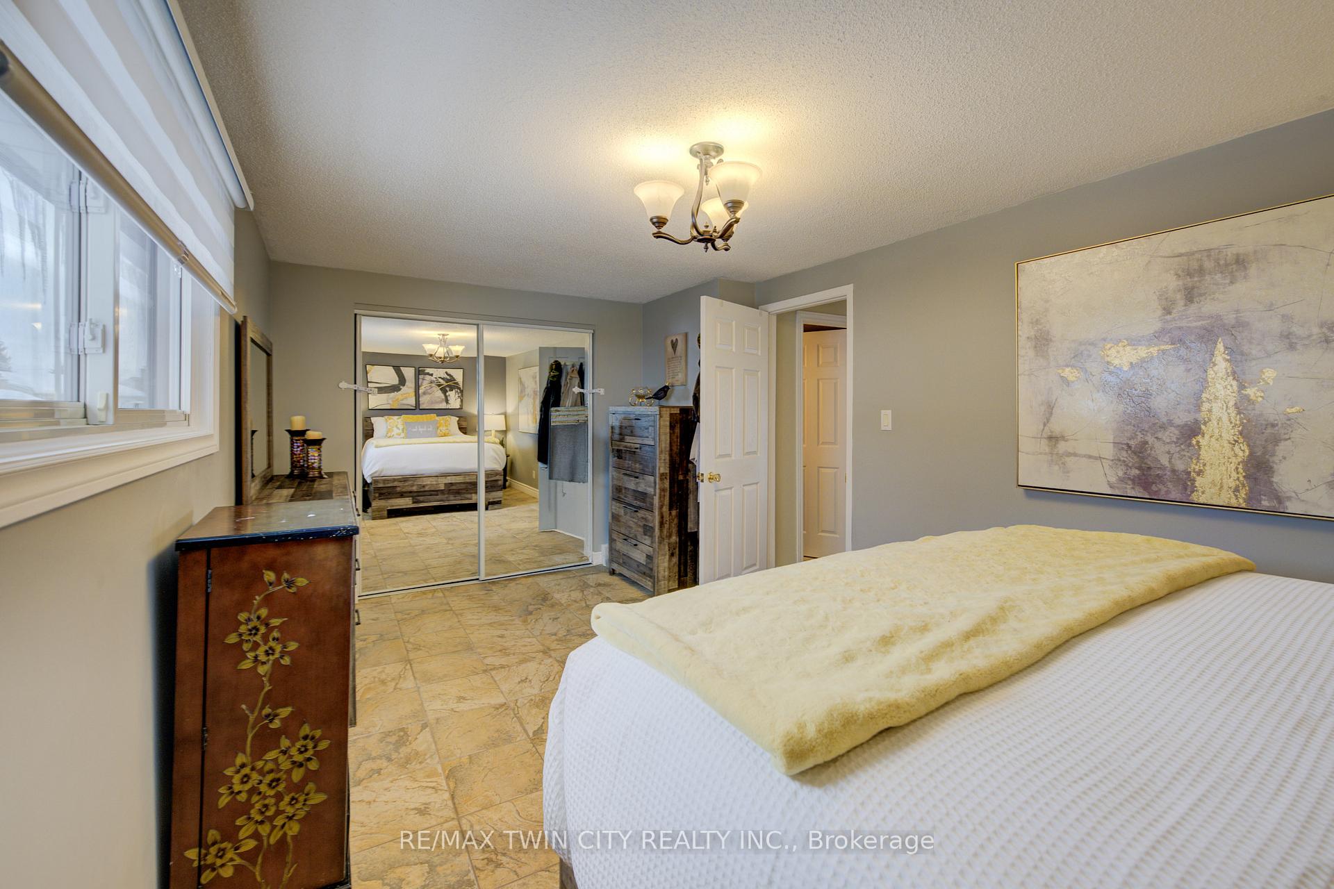 Photo 28 of 233 Blackwell Drive, Kitchener — HOMEH