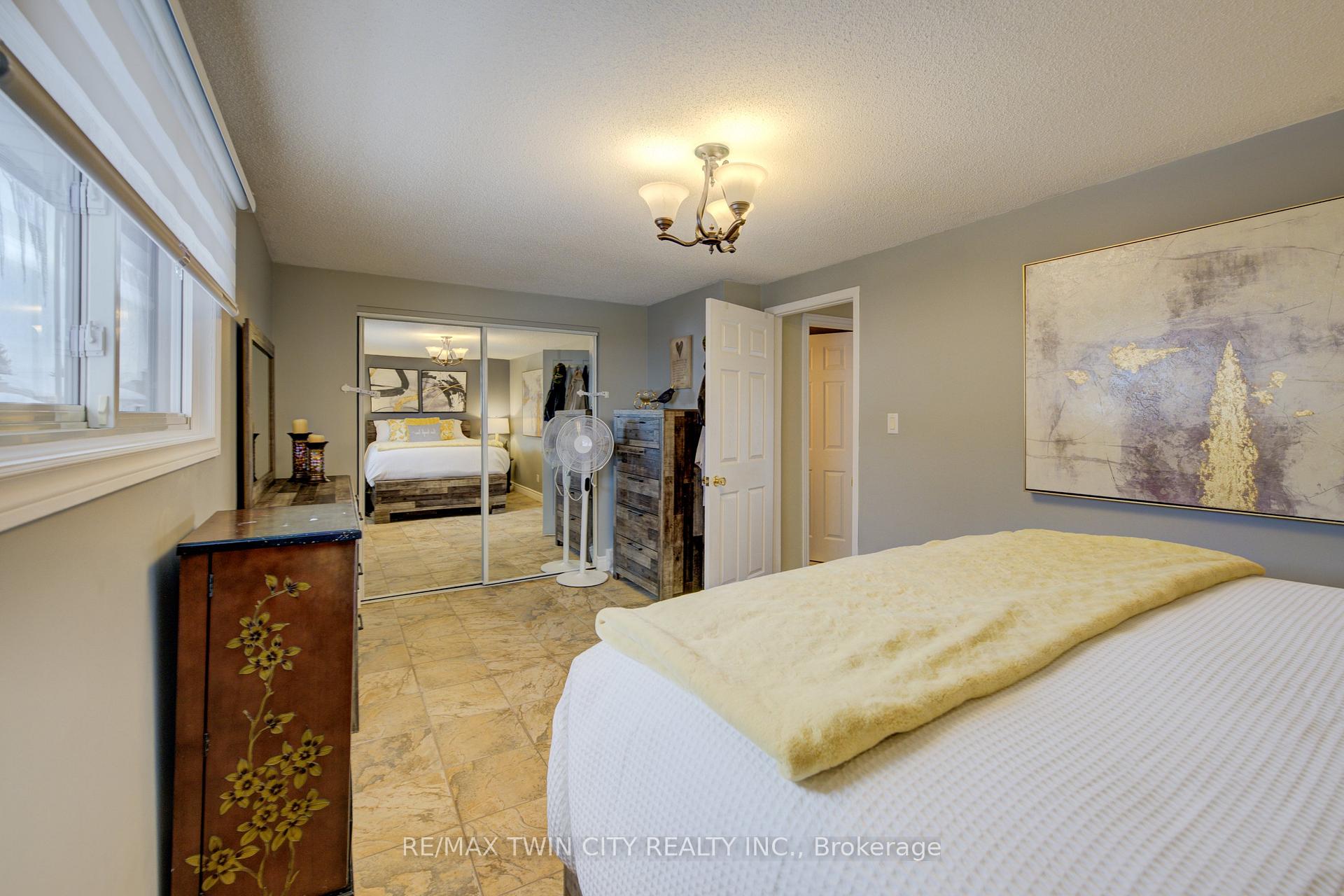 Photo 29 of 233 Blackwell Drive, Kitchener — HOMEH
