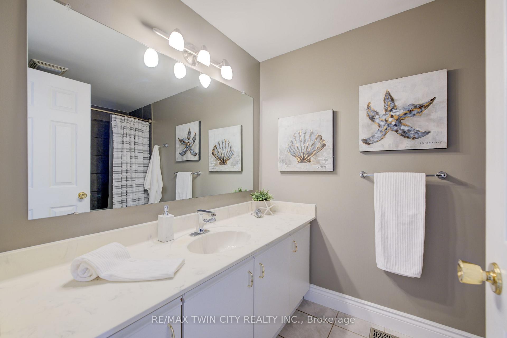 Photo 30 of 233 Blackwell Drive, Kitchener — HOMEH