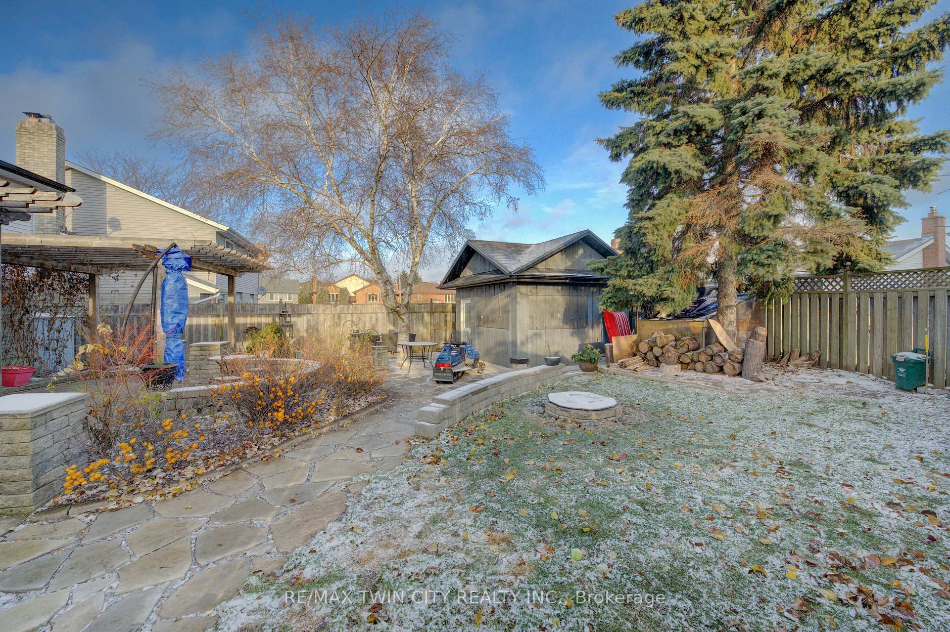 Photo 40 of 233 Blackwell Drive, Kitchener — HOMEH