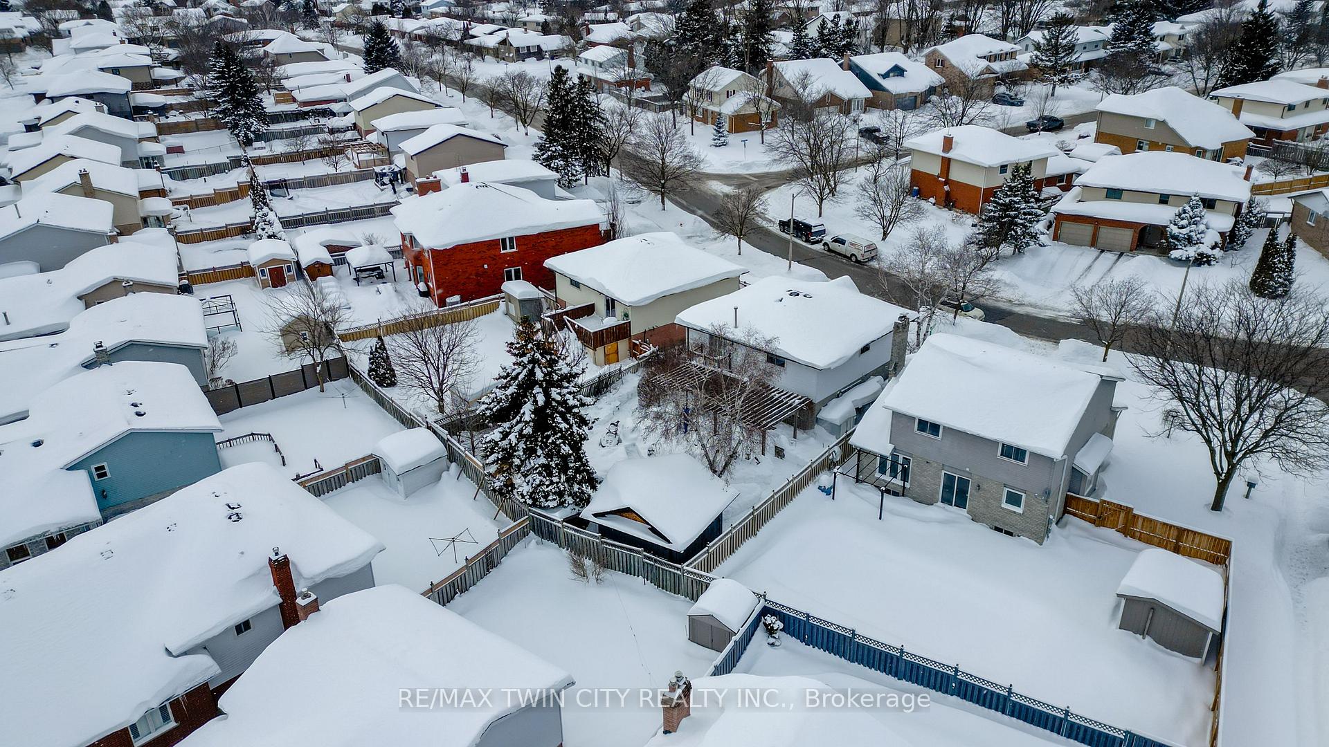 Photo 47 of 233 Blackwell Drive, Kitchener — HOMEH