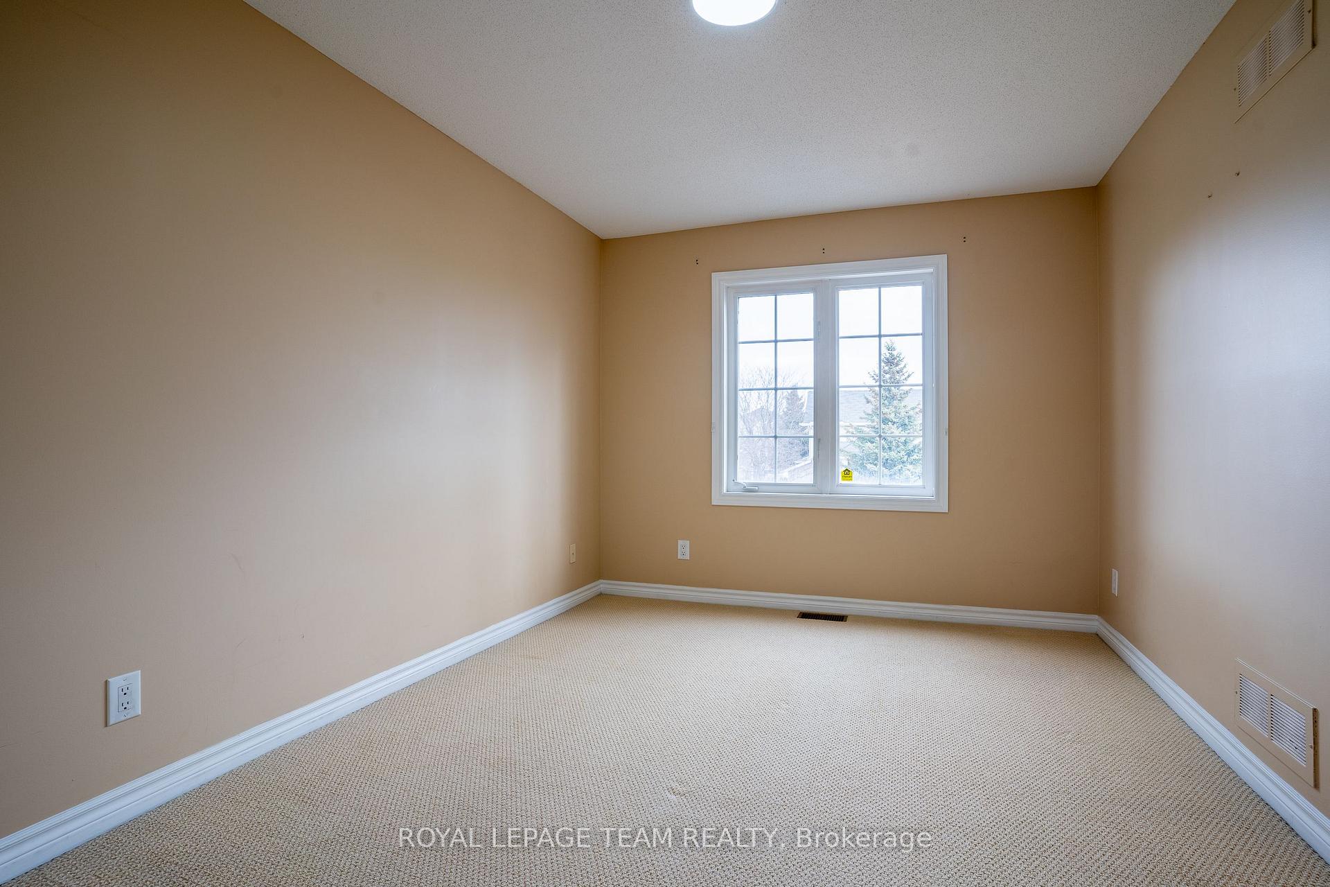 Photo 17 of 105 Bridgestone Drive, Ottawa, Kanata - Emerald Meadows/Trailwest — HOMEH