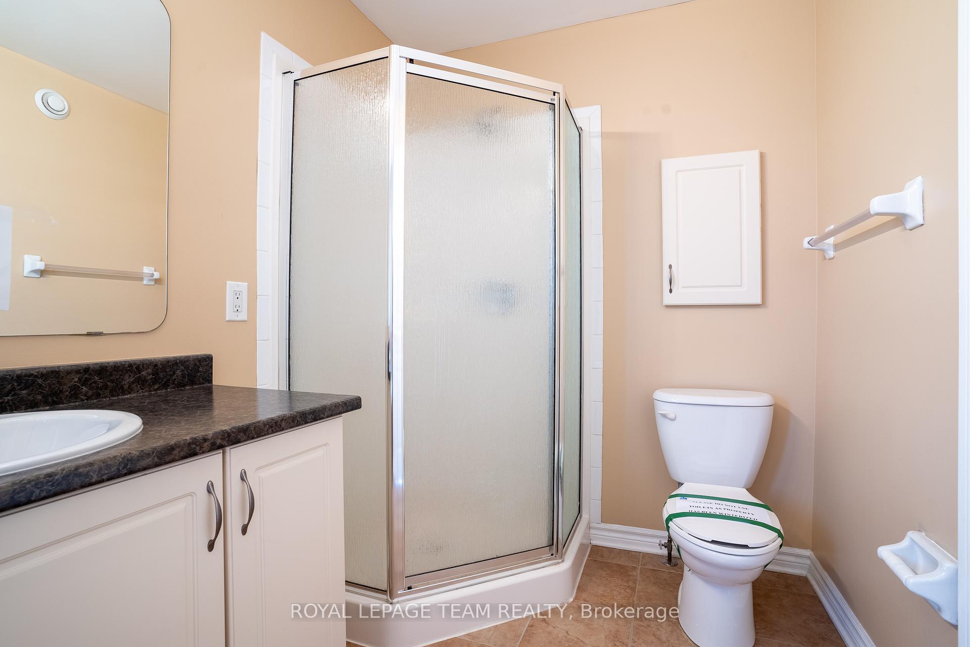 Photo 20 of 105 Bridgestone Drive, Ottawa, Kanata - Emerald Meadows/Trailwest — HOMEH
