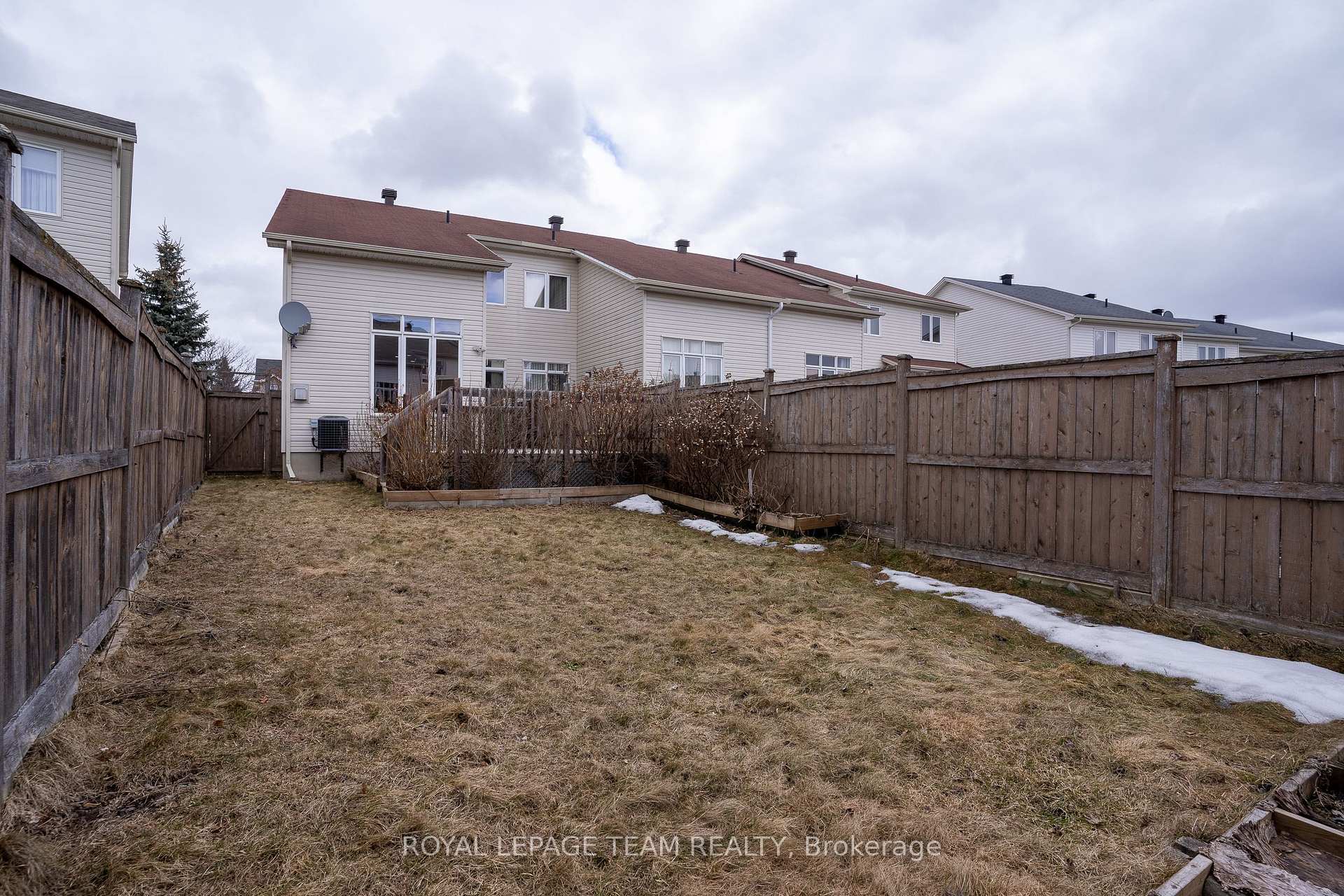Photo 27 of 105 Bridgestone Drive, Ottawa, Kanata - Emerald Meadows/Trailwest — HOMEH