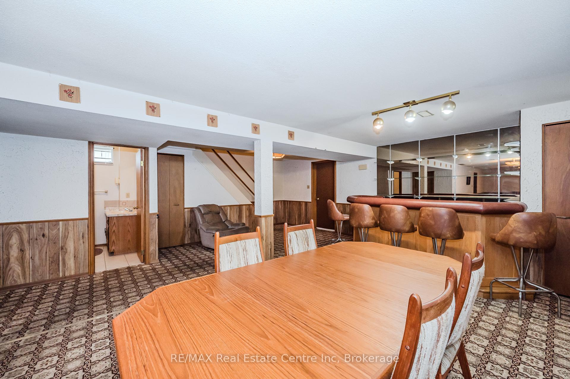 Photo 20 of 37 Tuerr Drive, Kitchener — HOMEH