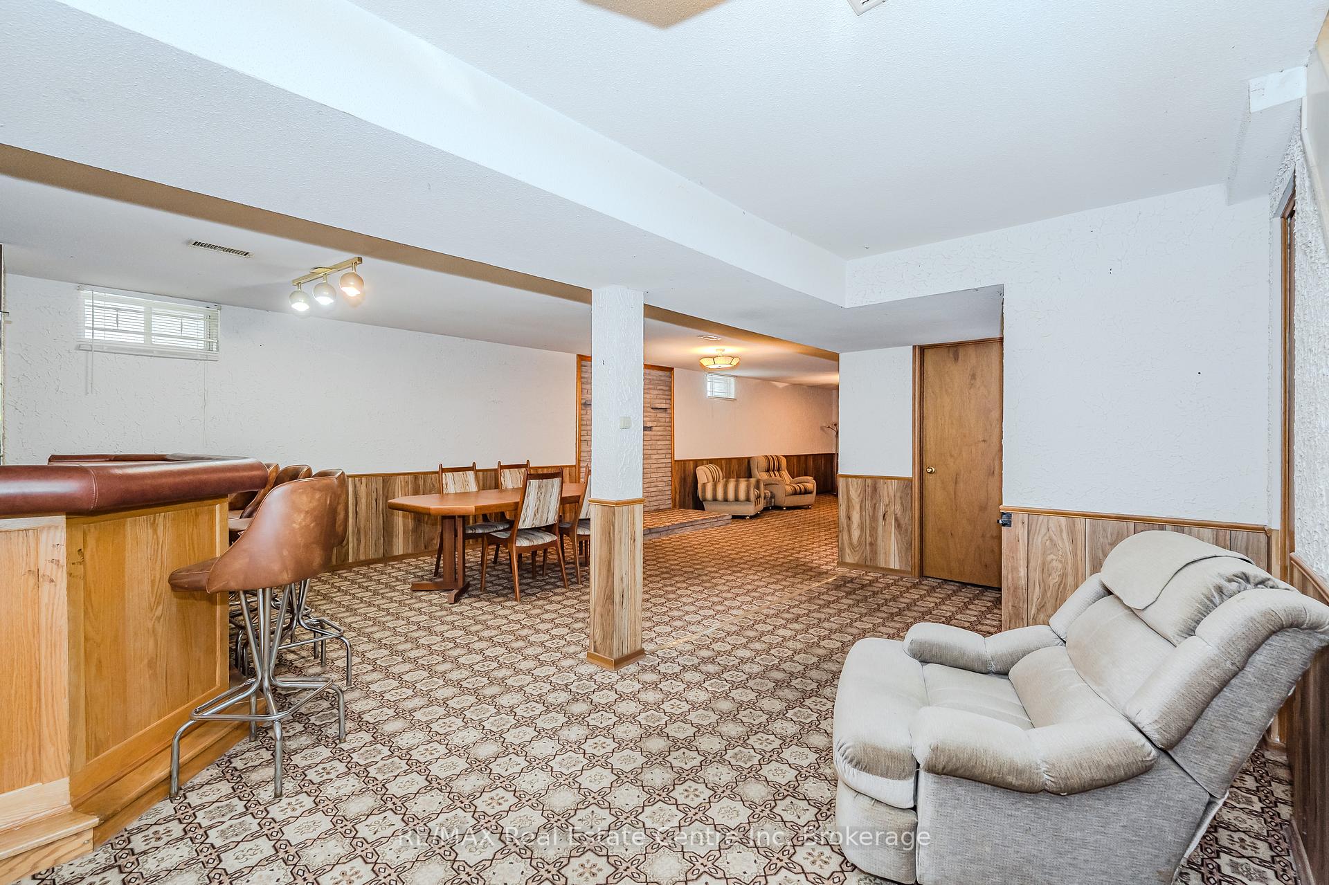 Photo 21 of 37 Tuerr Drive, Kitchener — HOMEH