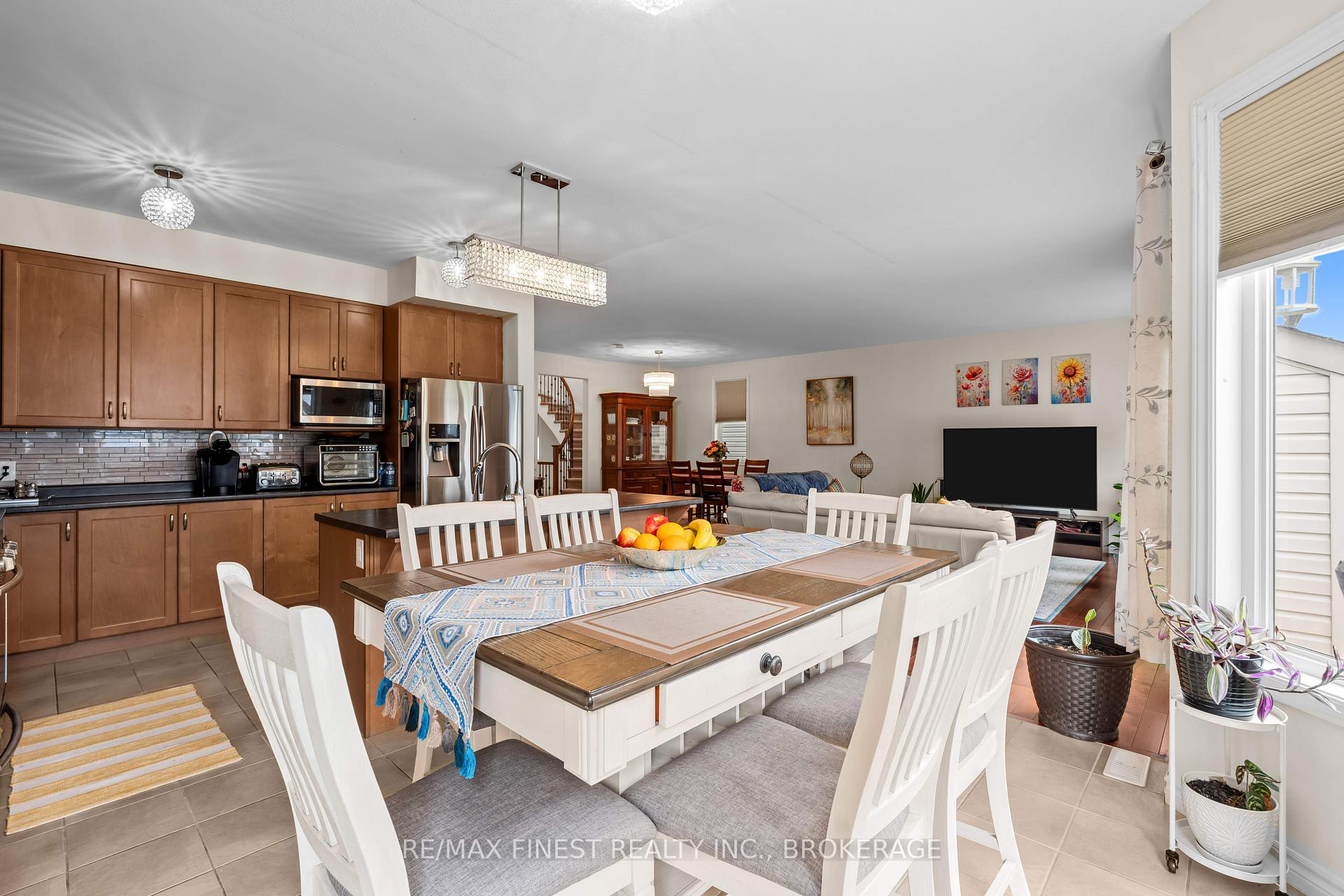 Photo 17 of 1334 Atkinson Street, Kingston, City Northwest — HOMEH