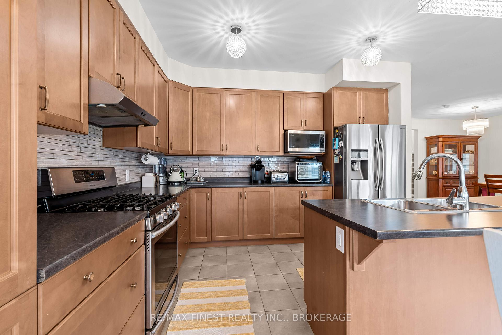 Photo 19 of 1334 Atkinson Street, Kingston, City Northwest — HOMEH