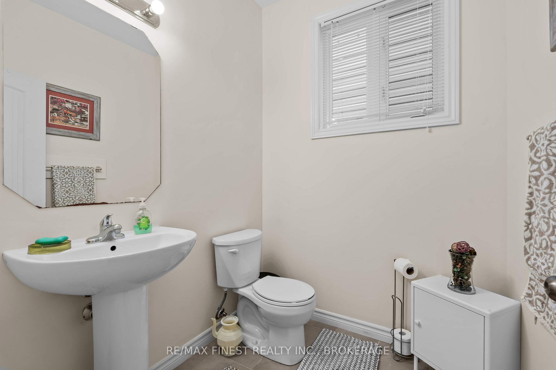 Photo 20 of 1334 Atkinson Street, Kingston, City Northwest — HOMEH