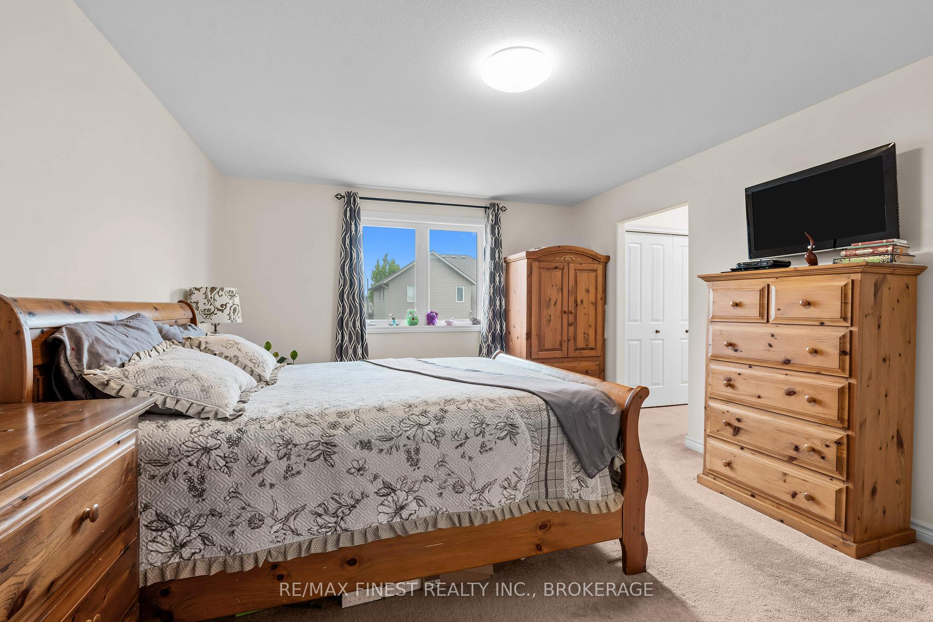 Photo 22 of 1334 Atkinson Street, Kingston, City Northwest — HOMEH