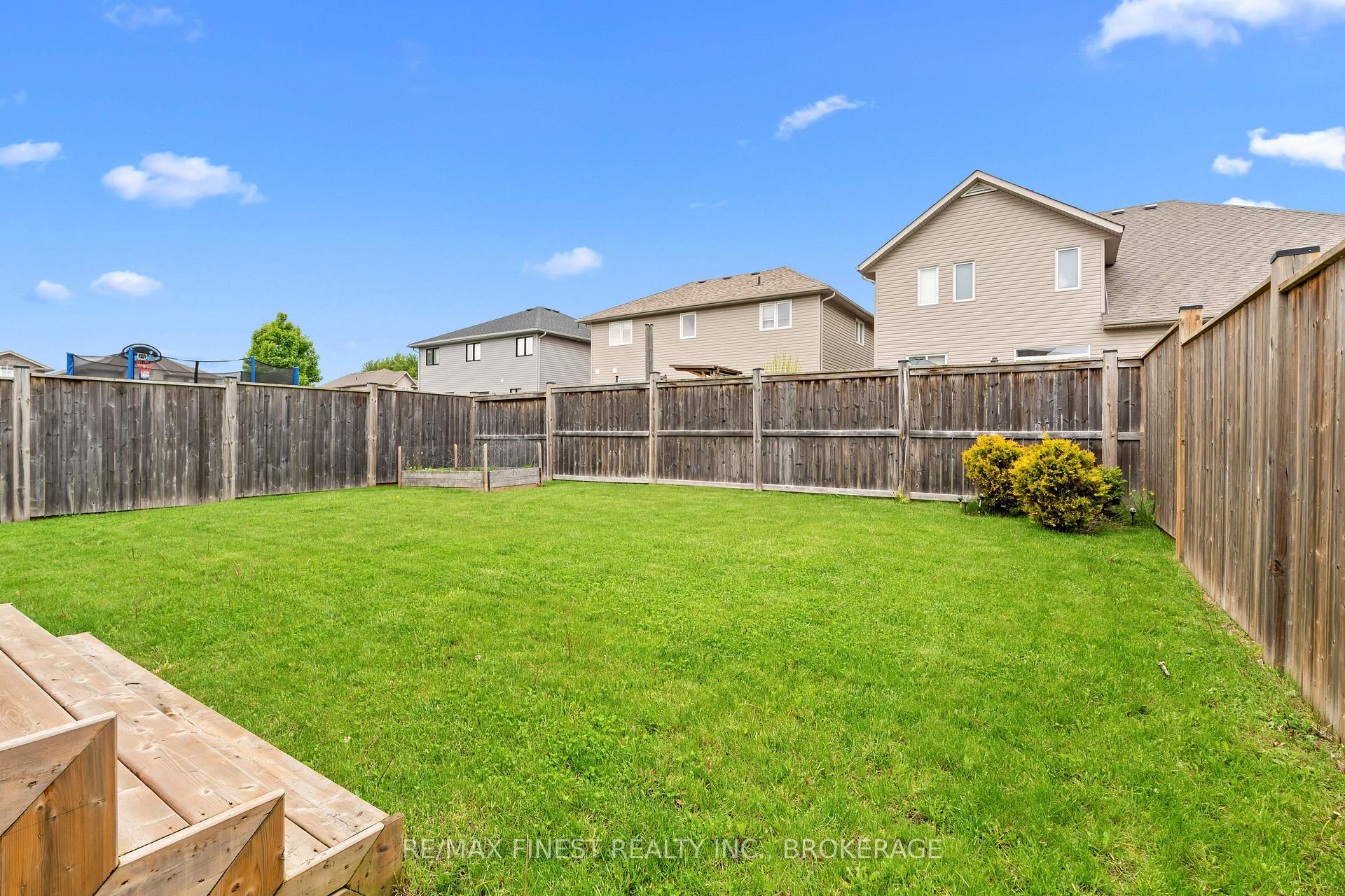 Photo 41 of 1334 Atkinson Street, Kingston, City Northwest — HOMEH