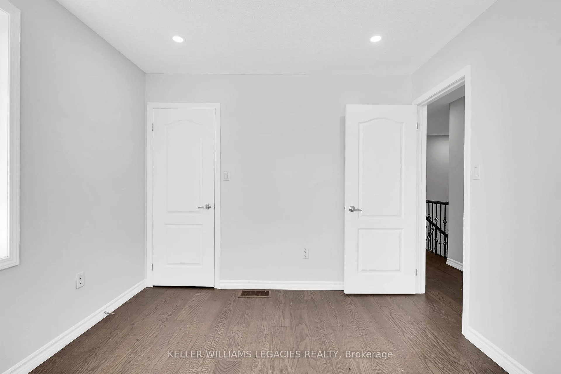 Photo 30 of 656 Thompson Road S, Milton, Coates — HOMEH