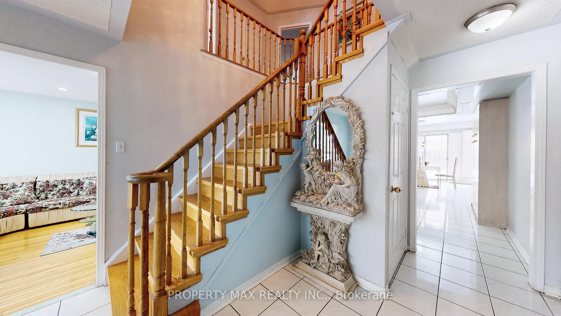Photo 12 of 96 Gillingham Avenue, Markham, Milliken Mills East — HOMEH