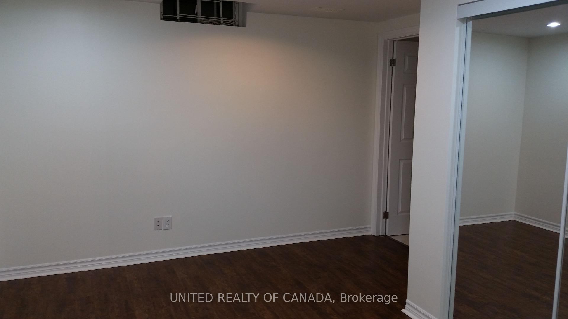 Photo 11 of 23 Bradgate Drive, Markham, Thornlea — HOMEH