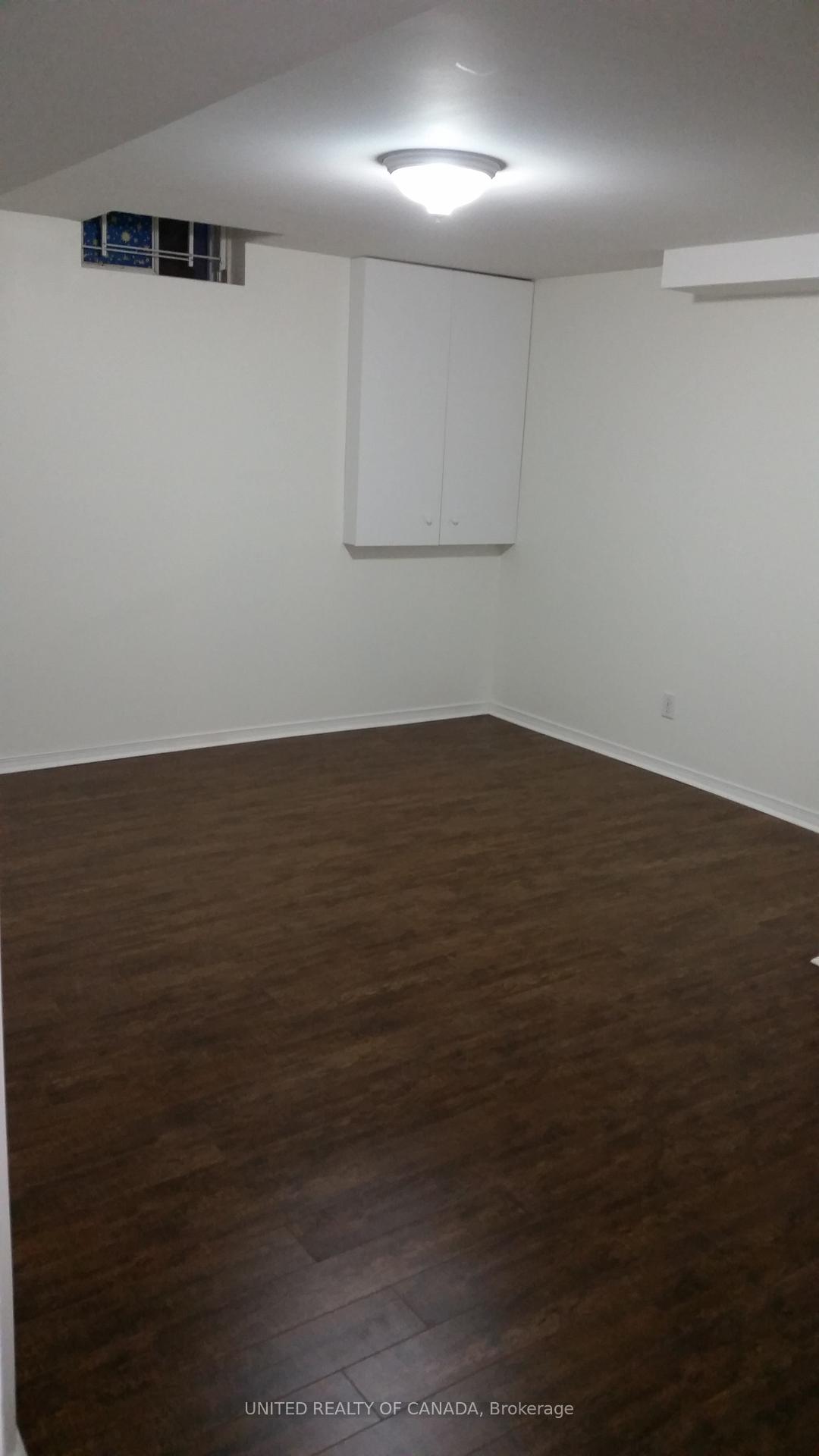 Photo 13 of 23 Bradgate Drive, Markham, Thornlea — HOMEH