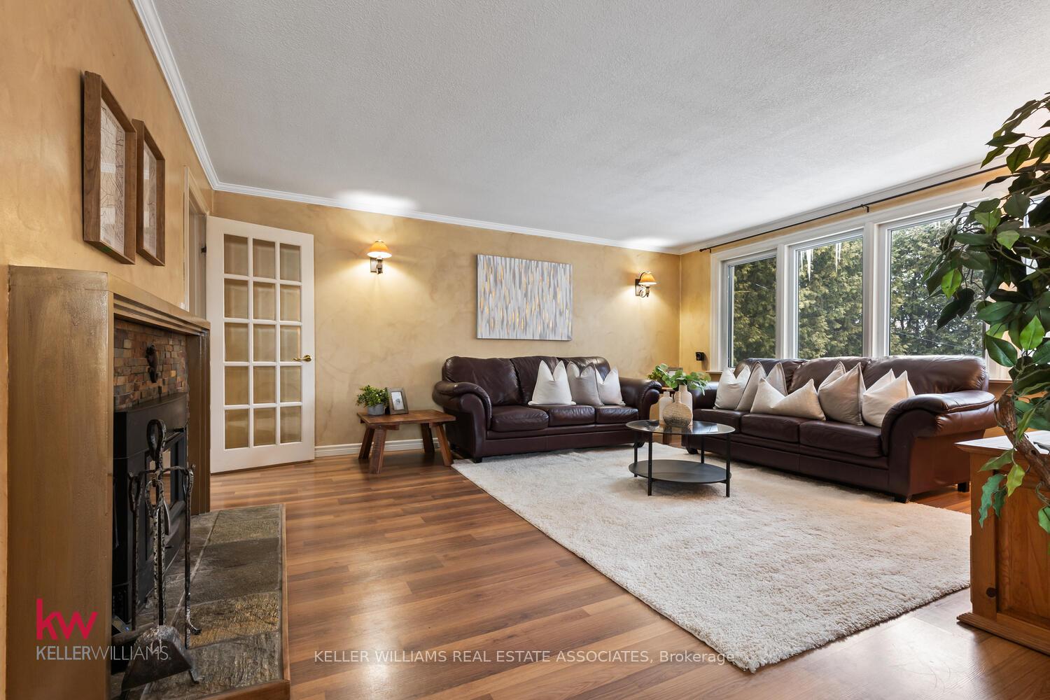 Photo 1 of 94 Belmont Avenue E, Kitchener — HOMEH