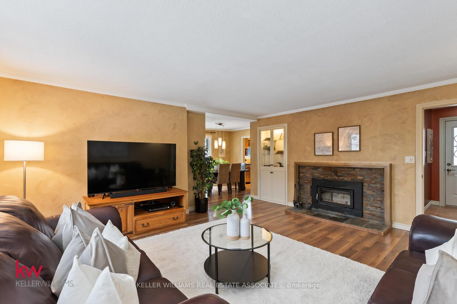 Photo 13 of 94 Belmont Avenue E, Kitchener — HOMEH
