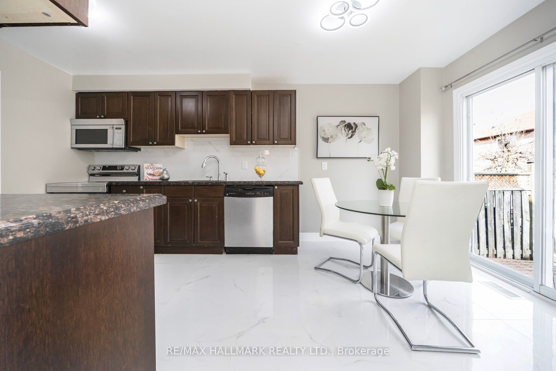 Photo 62 of 43 Stanwell Drive, Brampton, Heart Lake West — HOMEH