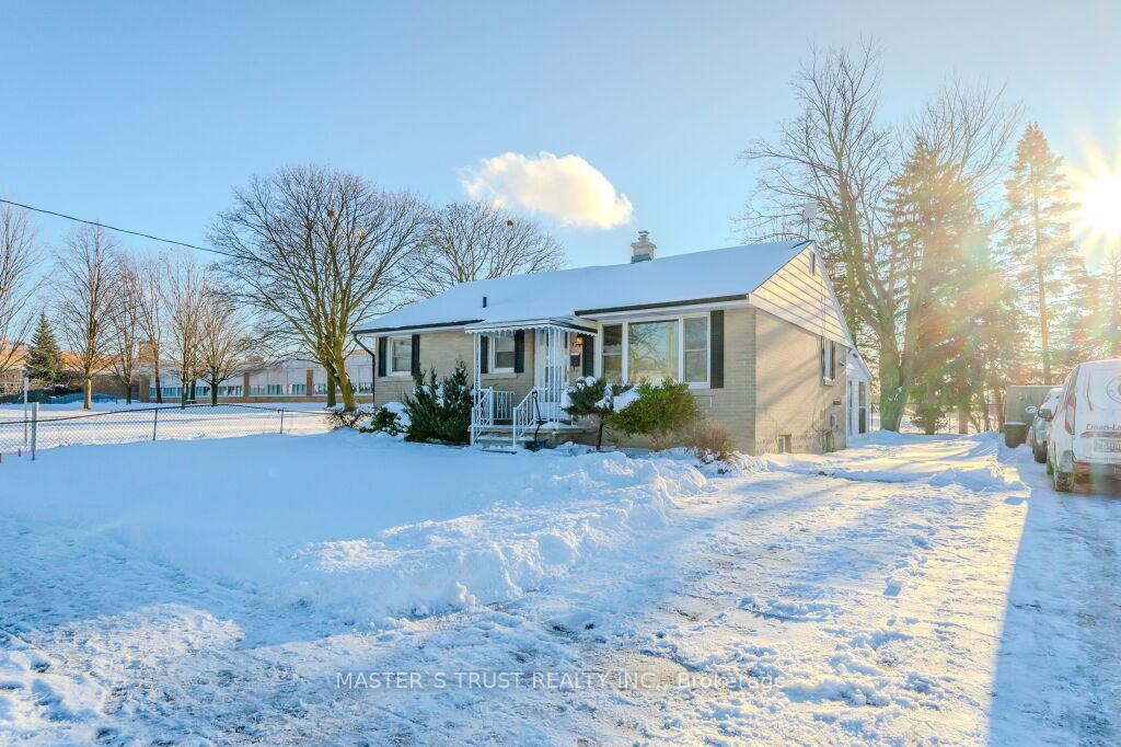 Photo 2 of 177 Wilson Avenue, Kitchener — HOMEH