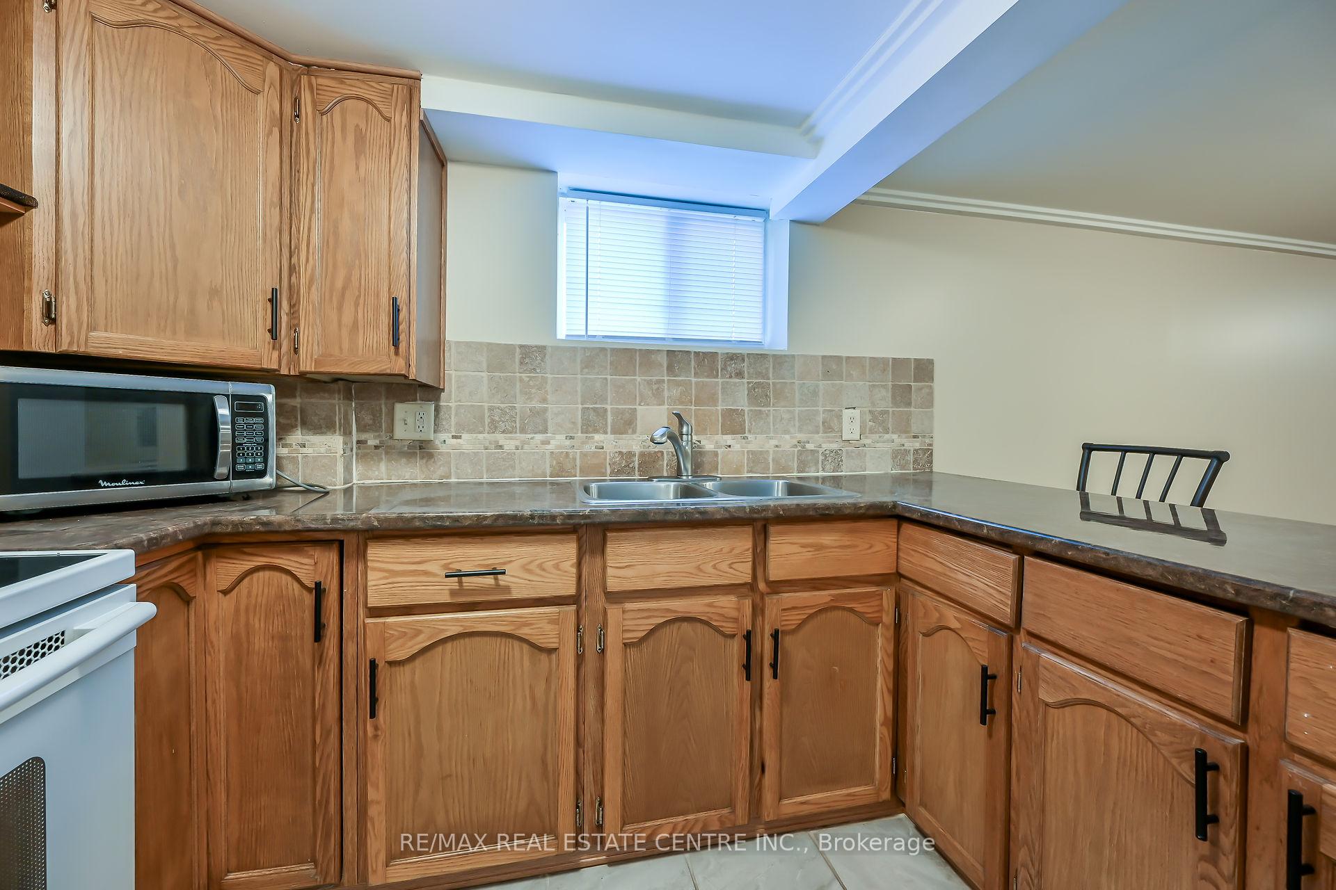 Photo 8 of Unit 2, 381 Brunswick Street, Hamilton, McQuesten — HOMEH
