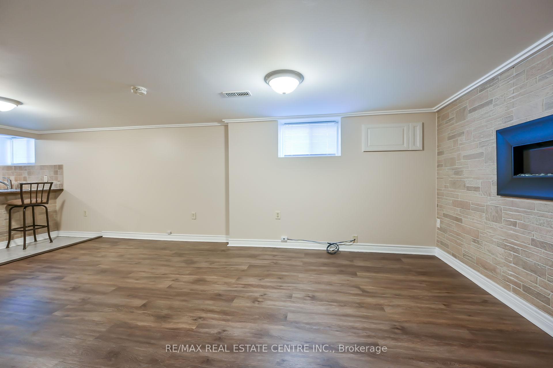 Photo 12 of Unit 2, 381 Brunswick Street, Hamilton, McQuesten — HOMEH