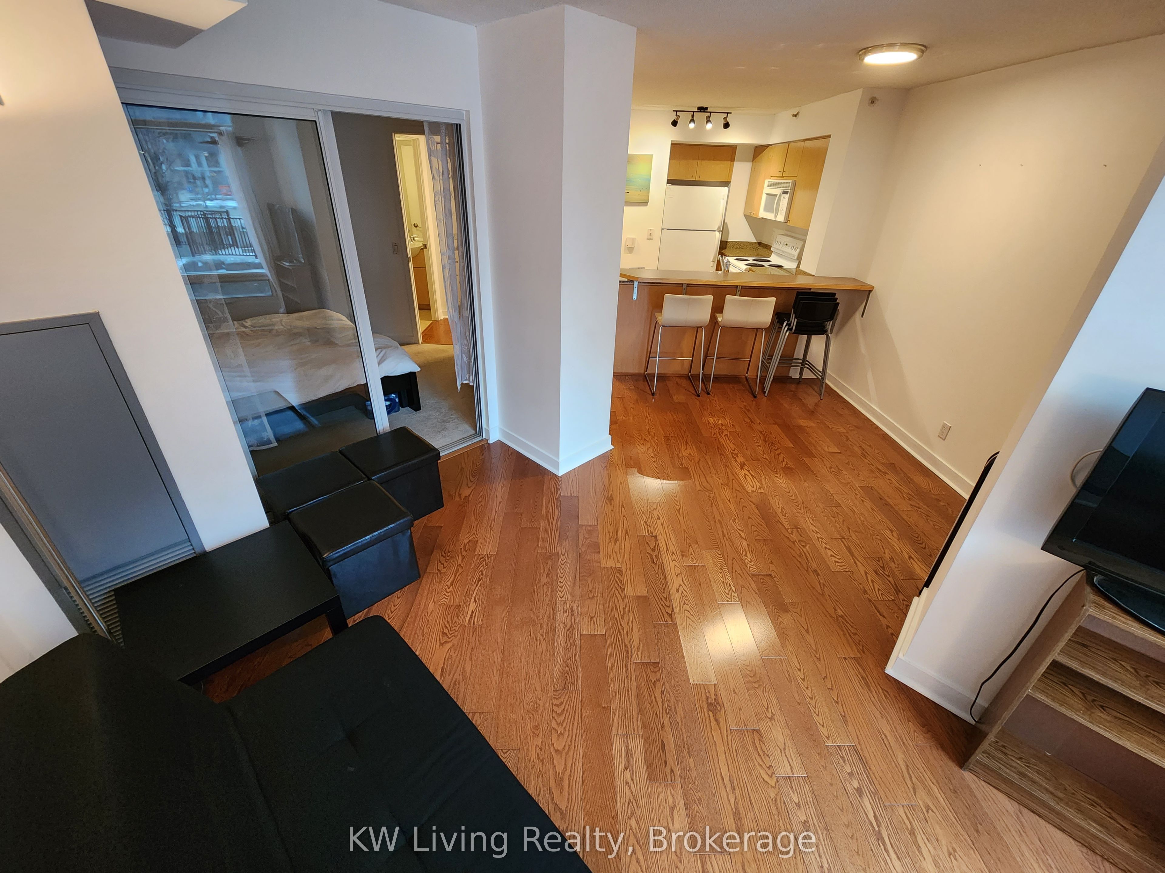 Photo 33 of Unit 331, 361 Front Street W, Toronto, Waterfront Communities — HOMEH